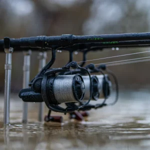 3x Korda Kaizen Green 13ft 4lb + gratis Korda Compac 3 Rod Divide Holdall 13ft Bundle Deal