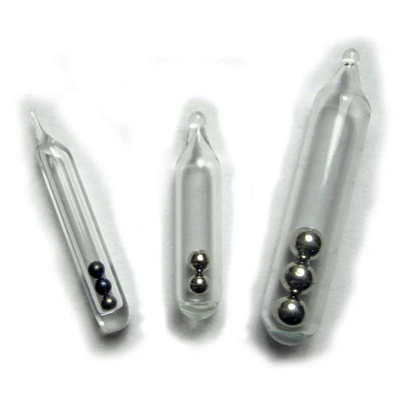 Behr Glass-Rattles