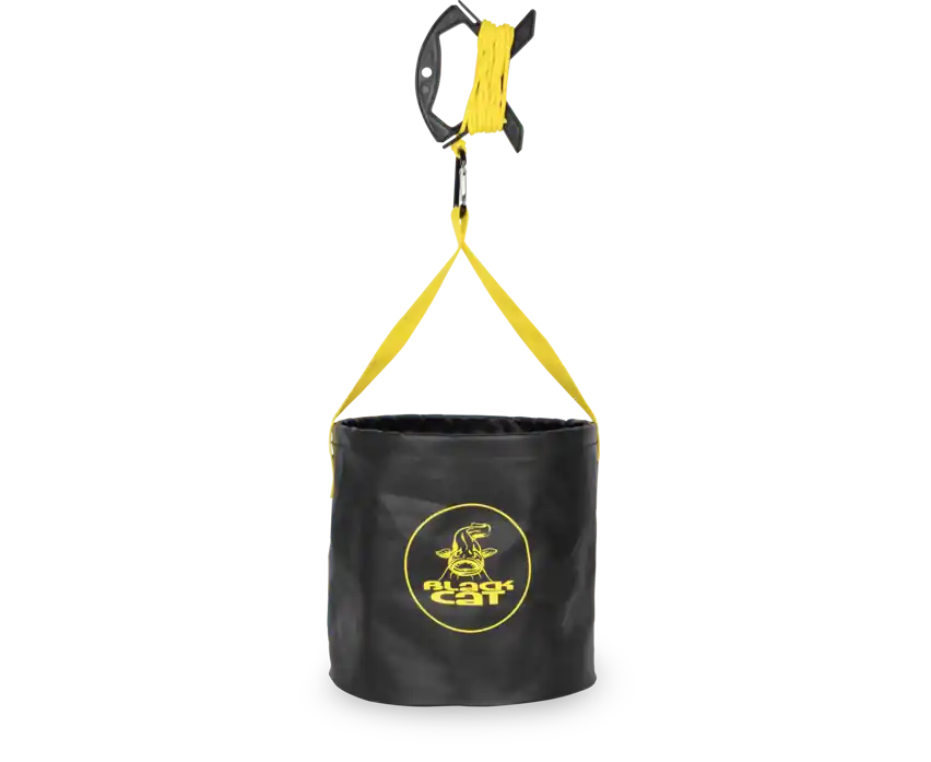 Black Cat Collapsible Water Bucket