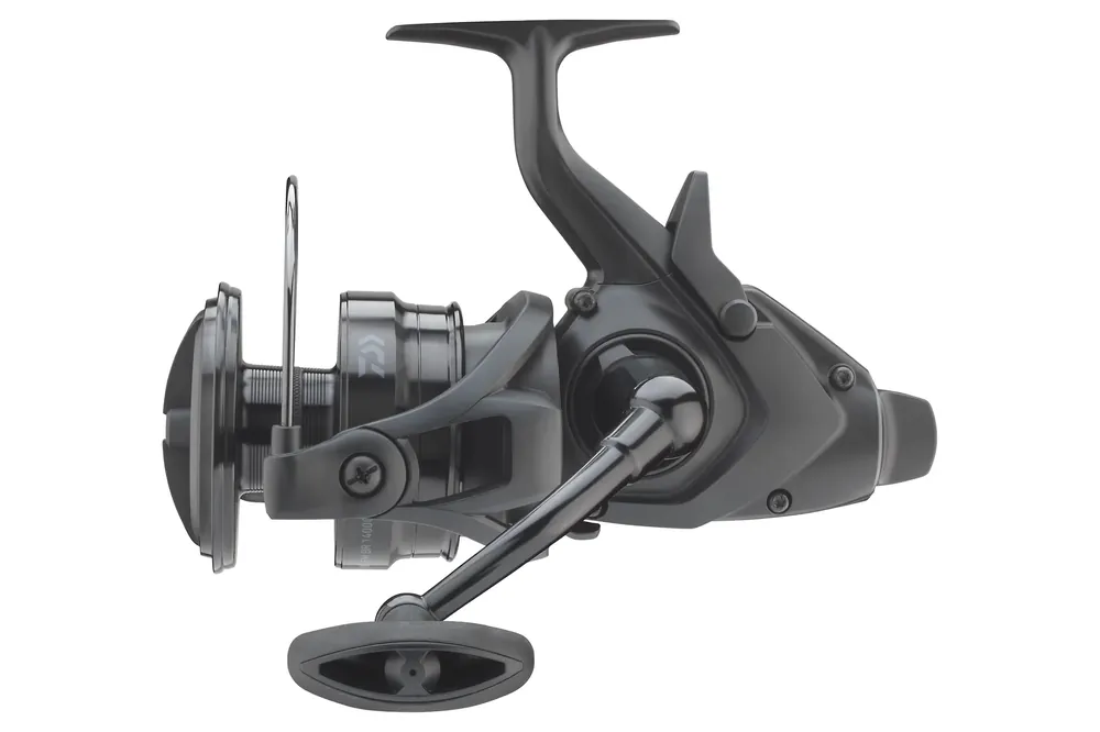 DAIWA Emblem BR 10000 5BB 300/0.37 Big Pit Rolle