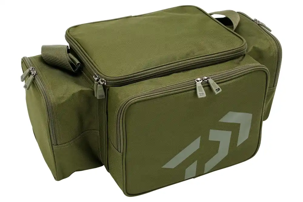DAIWA Black Widow Compact Tackle Bag 52x30x24cm Karpfentasche komp