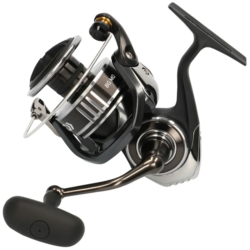 Spinnrolle Daiwa BG MQ 4000 150m/0,37mm Spinrolle Rolle Angelrolle Allround Wels