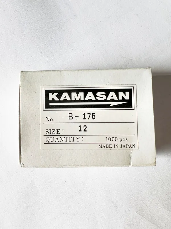 1000 Stk Kamasan B175 B-175 Made in Japan Fliegenhaken Öhr-Haken Fly Hooks