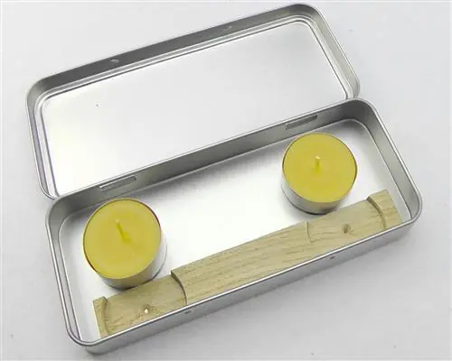 SMOKI Zubehör 40031 Teelichthalter Eiche mit 2 Jaeger-Teelichtern in der Box