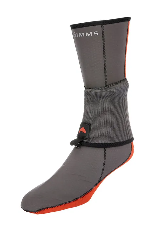 Simms Neoprene Flyweight Sock Socken mit Gravel Guard pewter-