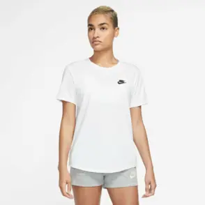 T-Shirt "Sportswear Club Essentials"
